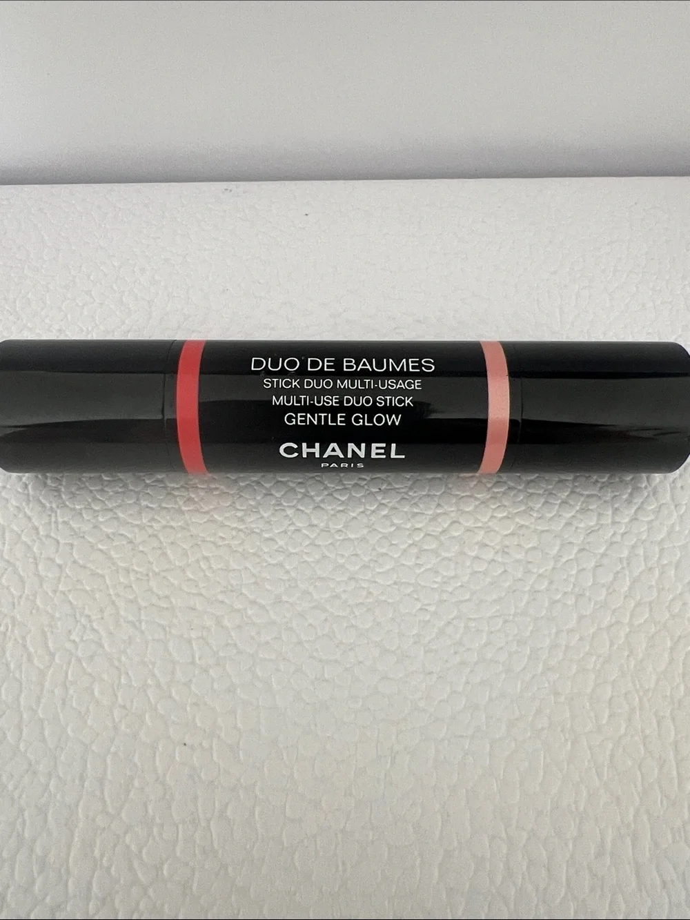 CHANEL Duo De Baumes -  Multi-usage Duo Stick in Gentle Glow